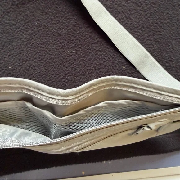 Travelon Undergarment Money belt - Picture 3 of 5